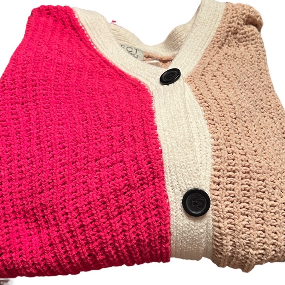 New Fall Francesca's Stacey Short Button
Down Colorblock Cardigan - Picture 6 of 9